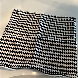 Black and White Houndstooth pillow cover